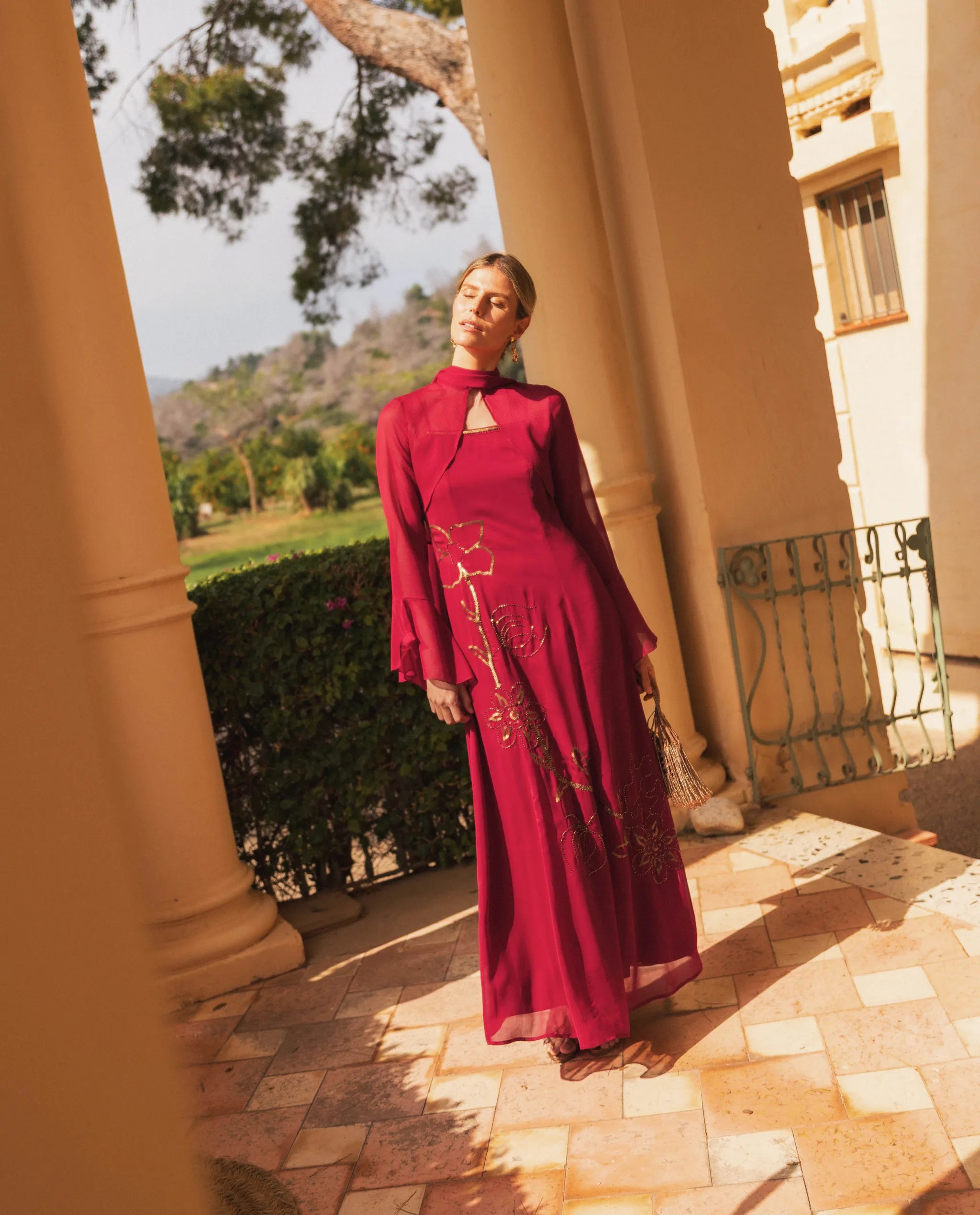 Chiffon sleeves for a wedding guest dress | THE-ARE Accessories Chiffon sleeves for a wedding guest dress | THE-ARE Accessories