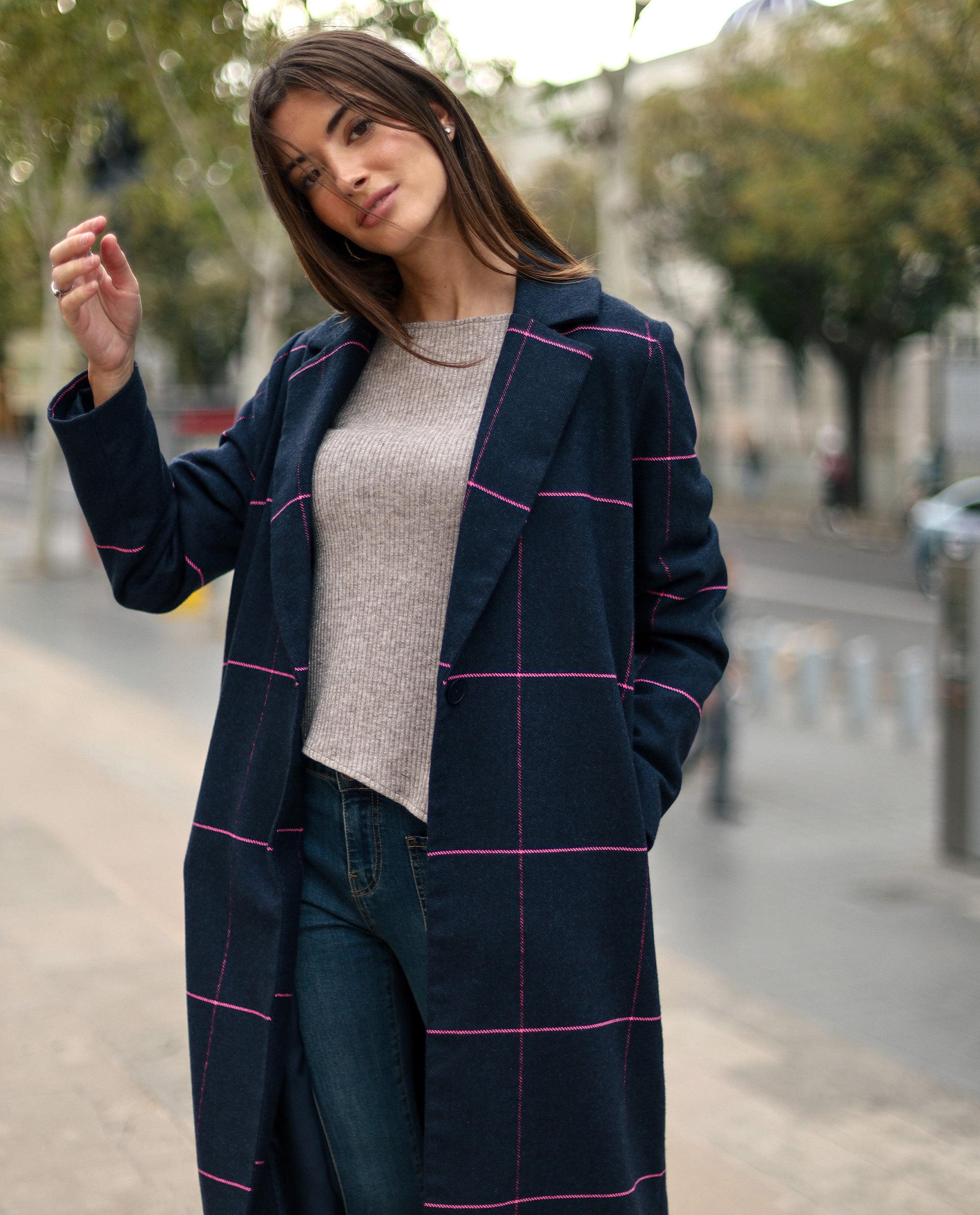 Outfit Abrigo Cuadros Grandes Abrigo Marrón De Cuadros Con Cuello