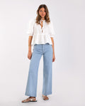 Blusa Blanca Manga Corta con Lazos en Escote | THE-ARE