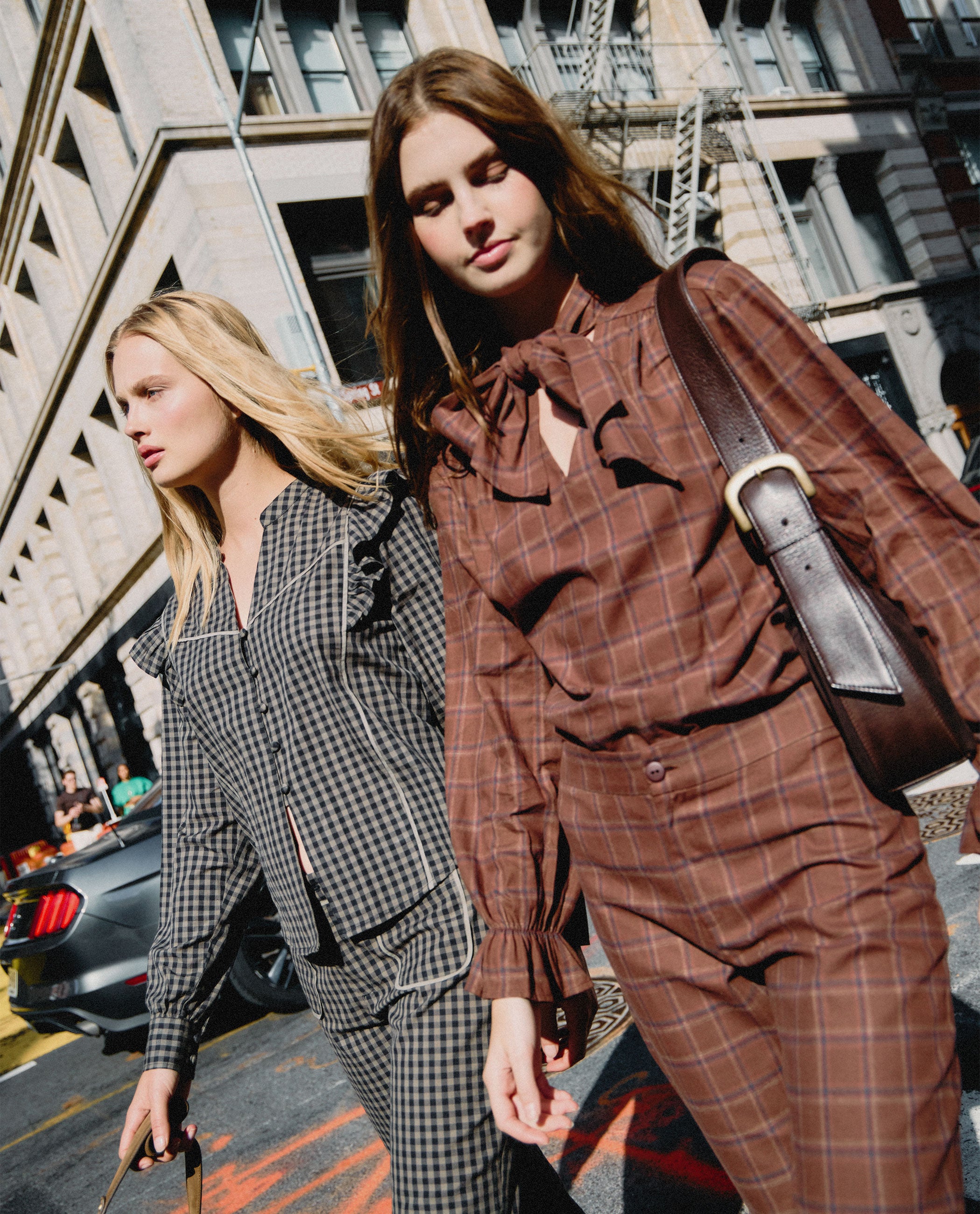 CITY CRUSH BLUSE - BRAUN