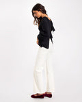 Blusa Negra Popelín con Lazos en la Espalda | THE-ARE