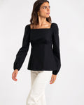 Blusa Negra con Lazada en Espalda | THE-ARE