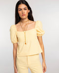 BLUSA SUNSET LOVER · AMARILLO