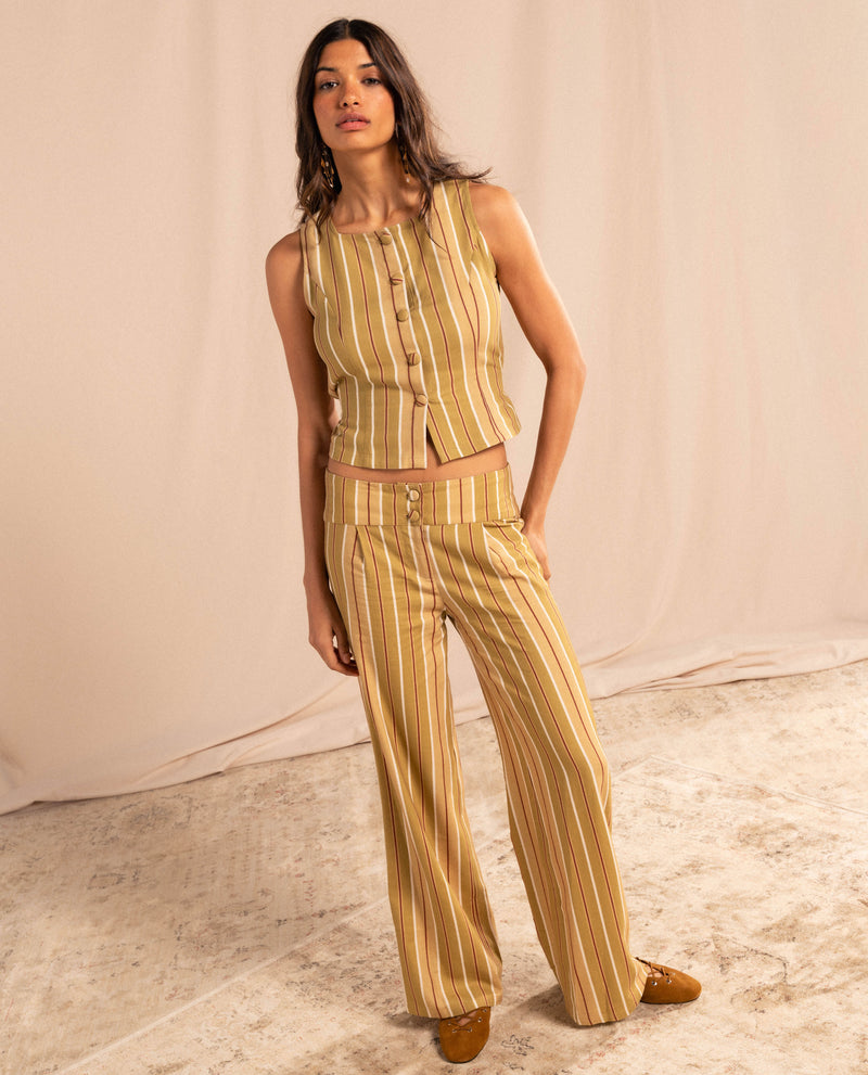 Imagen lateral de colección