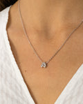COLLAR LETRA EVERYDAY · PLATA