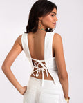 Top Blanco de Lino con Tirantes y Espalda Descubierta | THE-ARE