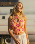 TOP FEEL ALIVE | Multiposition Printed Top with Ruffled Neckline | THE-ARE