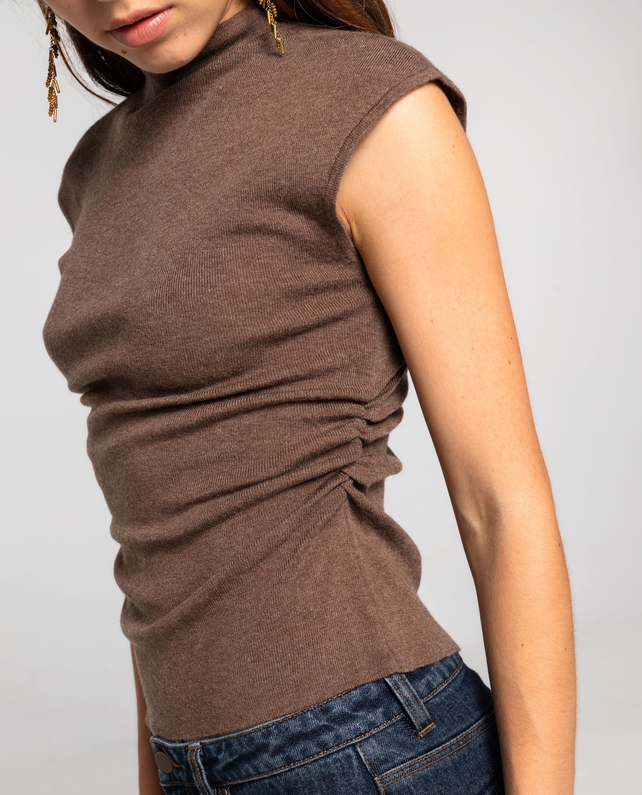 BLICK AUF DIE SKYLINE - BRAUN