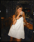 Vestido Corto Blanco Bordado de Tirantes | THE-ARE