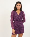 VESTIDO HIT THE TOWN | Vestido Corto Morado con Manga Larga | THE-ARE