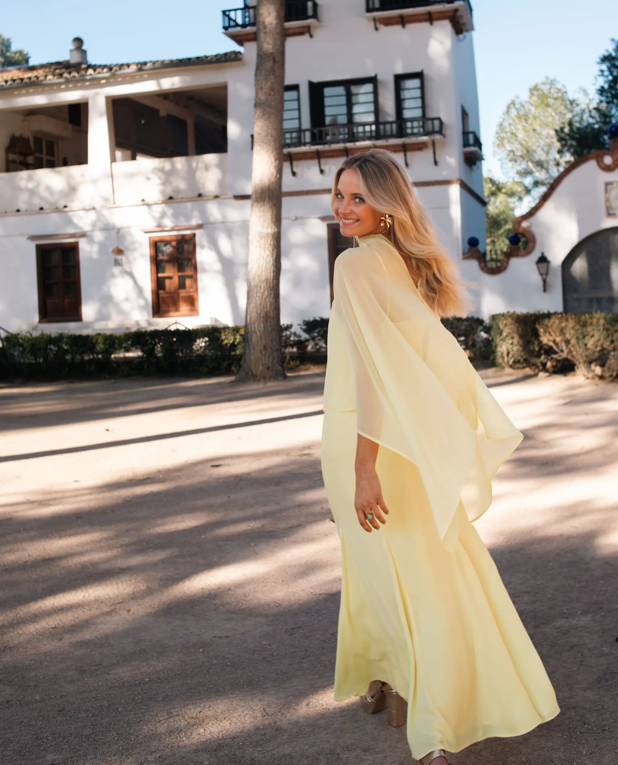 Long Yellow Dress with Straps | THE-ARE Guests Long Yellow Dress with Straps | THE-ARE Guests