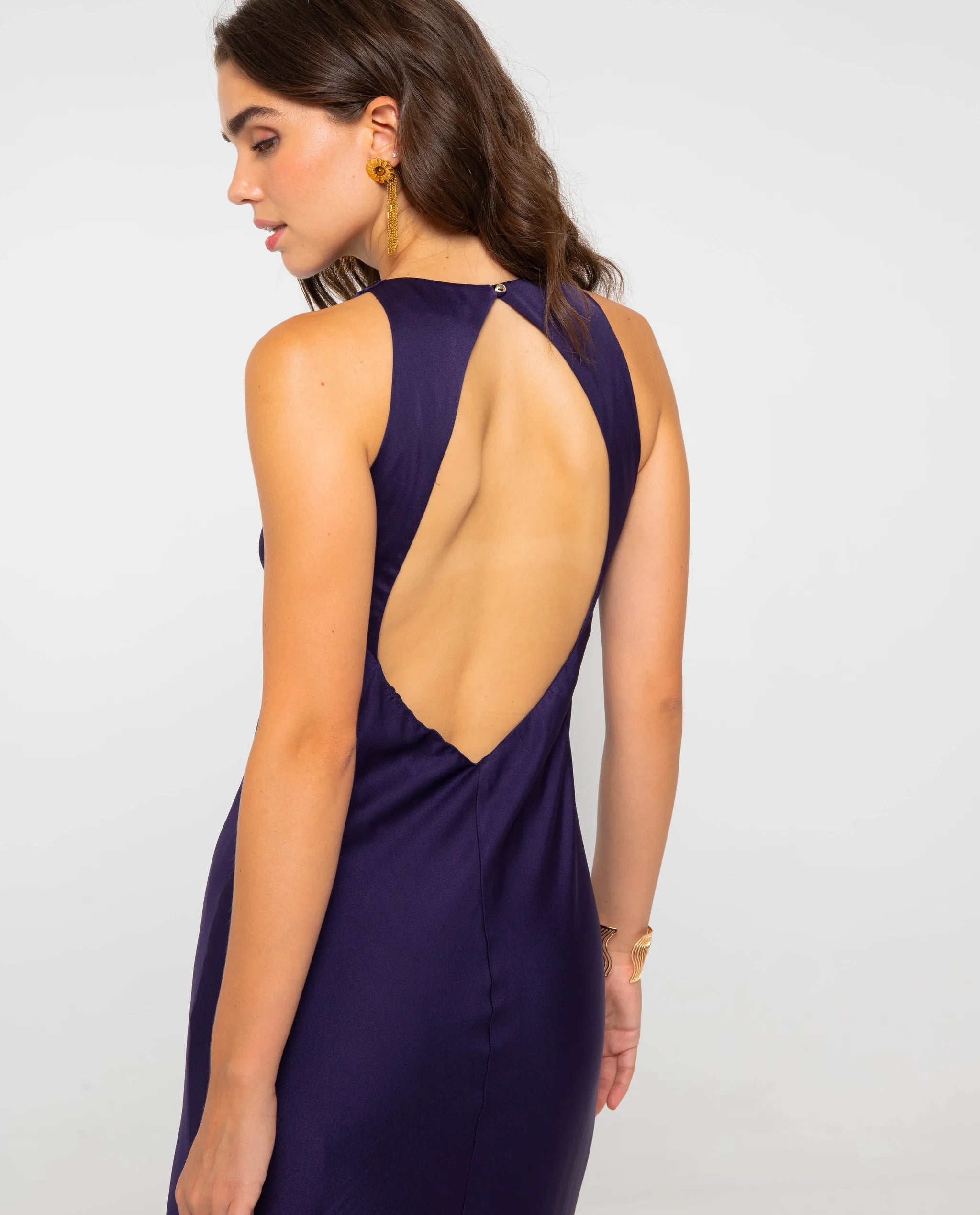 Navy Blue Long Dress with Open Back | THE-ARE Guests Navy Blue Long Dress with Open Back | THE-ARE Guests