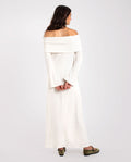 Vestido Blanco Largo de Punto Canalé con Hombros Descubiertos | THE-ARE