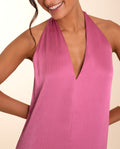 VESTIDO MÁLAGA | Vestido Largo Rosa con Escote Halter | Invitadas THE-ARE