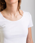 READY TO LIVE T-SHIRT | Weißes Damen-Crop-Top mit kurzen Ärmeln | THE-ARE