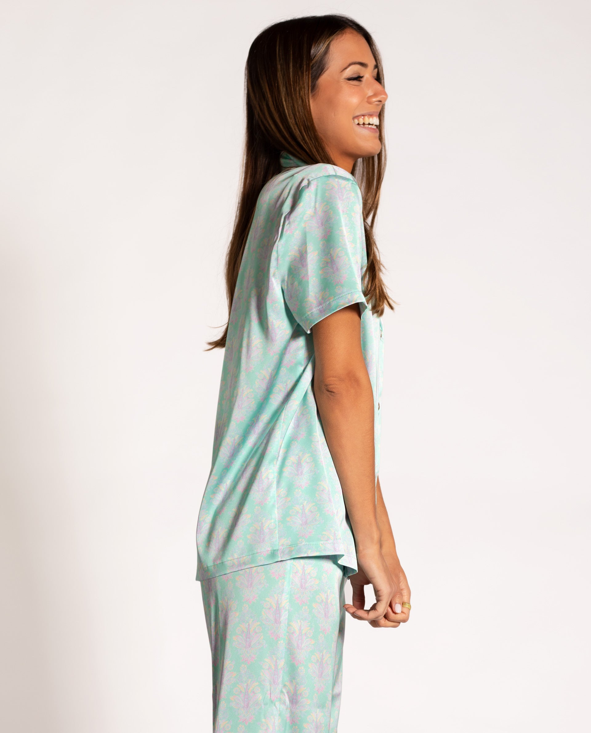 Pijama THE-ARE x @mariafrubies | Camisa Corta Pijama Flores Verde