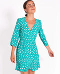 VESTIDO ARTSY | Vestido Corto Cruzado con Volantes Estampado Flores | THE-ARE