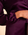 VESTIDO MRS. HERCE | Vestido Largo Elegante Cruzado Satinado Ciruela | Eventos THE-ARE