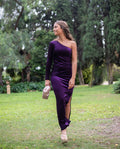 VESTIDO MRS. GONZÁLEZ | Vestido Largo de Terciopelo Morado con una Manga Larga | THE-ARE