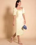VESTIDO MRS. WALDORF | Vestido Midi Amarillo Espalda Descubierta | Colección Eventos THE-ARE
