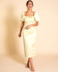 VESTIDO MRS. WALDORF | Vestido Midi Amarillo Espalda Descubierta | Colección Eventos THE-ARE